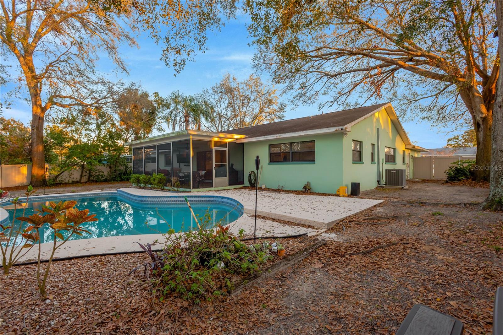 1710 Orange Hill Way