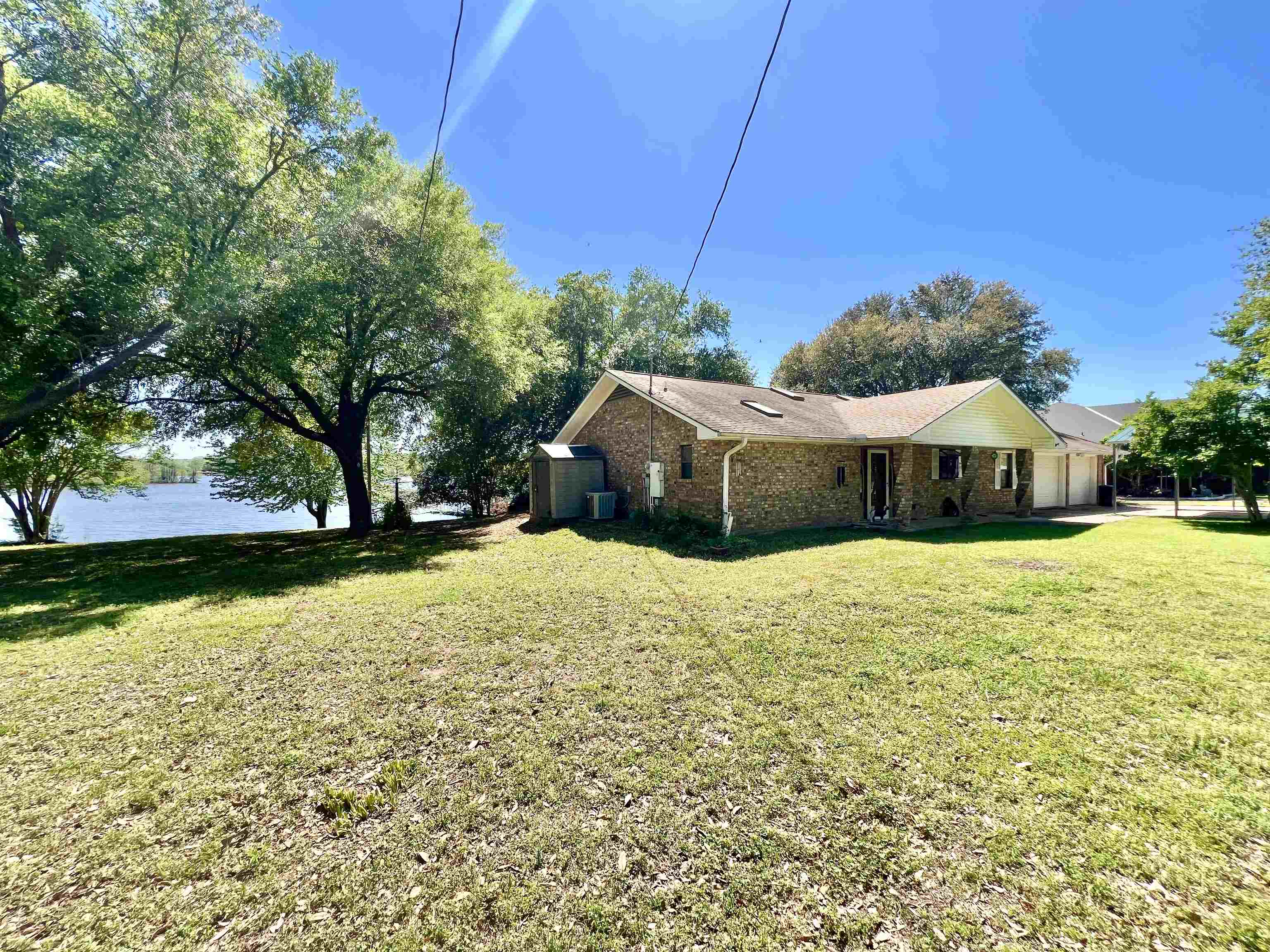 700 Pecan Estate Loop Hemphill, TX 75948 MLS 210042 The Allman Team