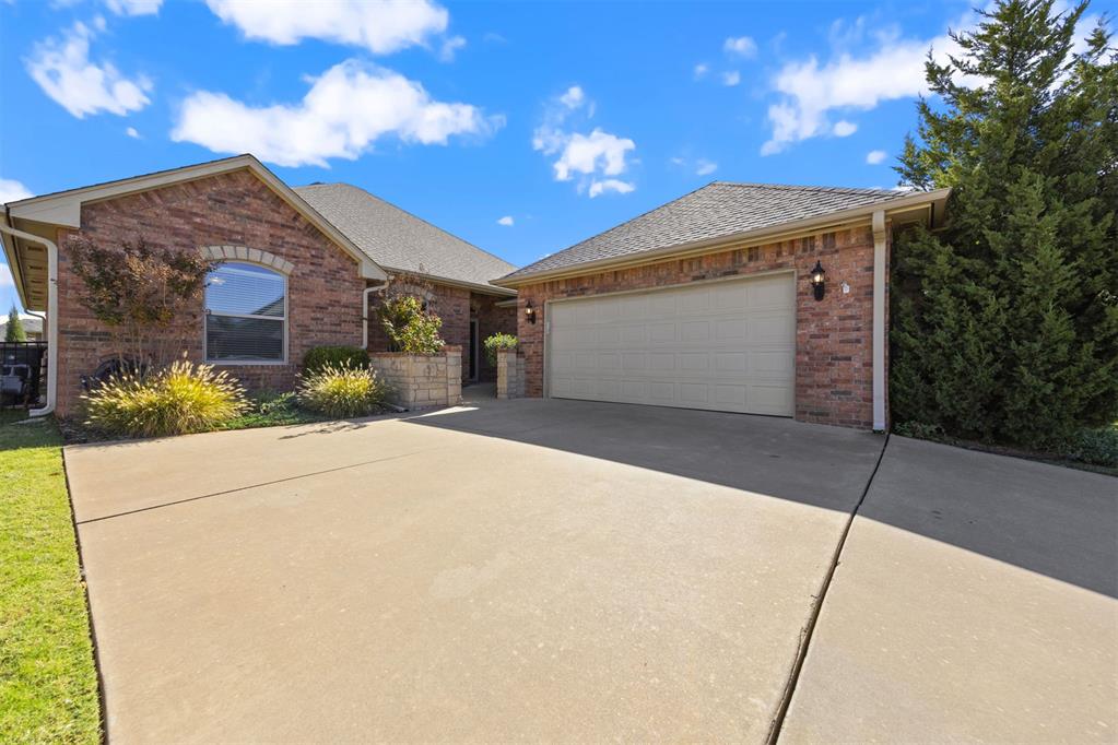 This is a wonderful opportunity to buy in the Hawthorne area. A beautiful, well-maintained, low maintenance community. Walking trails, an outdoor fitness area, post office, the Village library and police department are all just blocks away. The floor plan is very open with a large living area that includes a fireplace and access to a well landscaped backyard and patio (with your outside television). You will have your own office space right by the front door. A very spacious primary bedroom with tub and separate walk in shower. The walk in closet is large enough for winter and summer clothes. This property has been beautifully maintained and ready to move into. Seller just replaced all the windows a year ago and replaced the hot water tank in September. A must see property!!