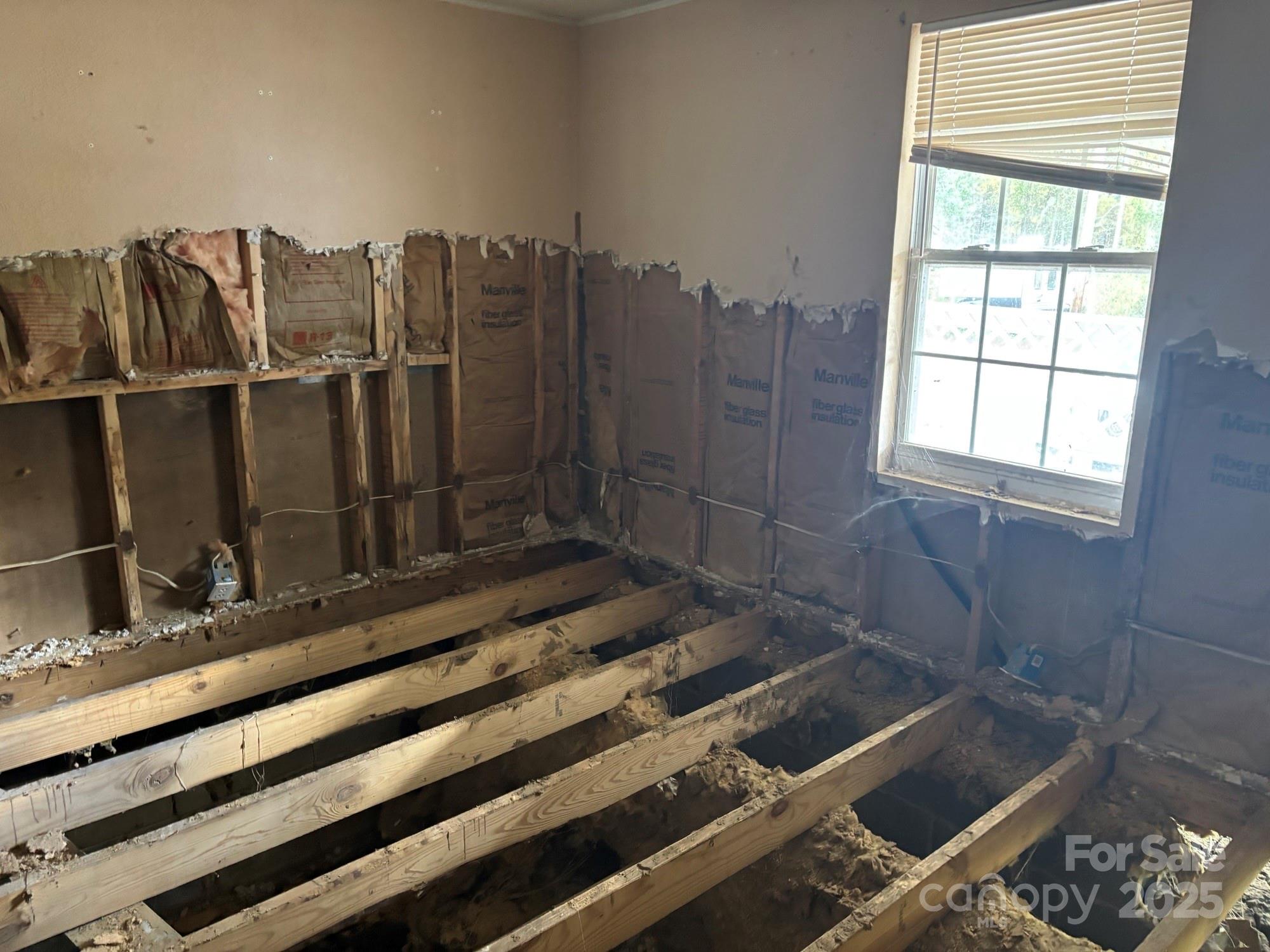 999 Hwy 19E Highway N