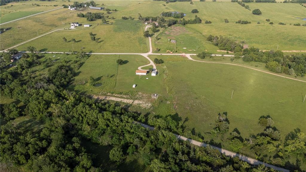 32241 NE Neosho Road