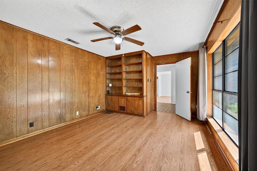 600 Ambassador Street