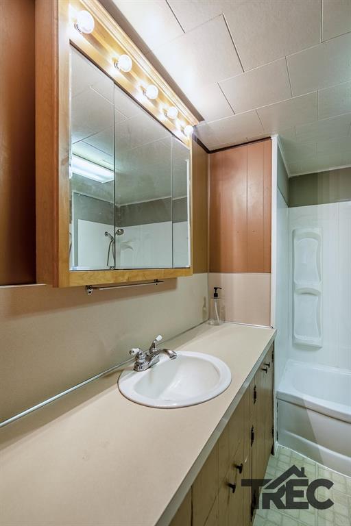 1151 Lane 6