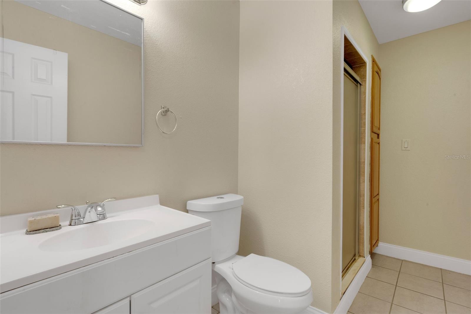 1606 Crystalview Trail