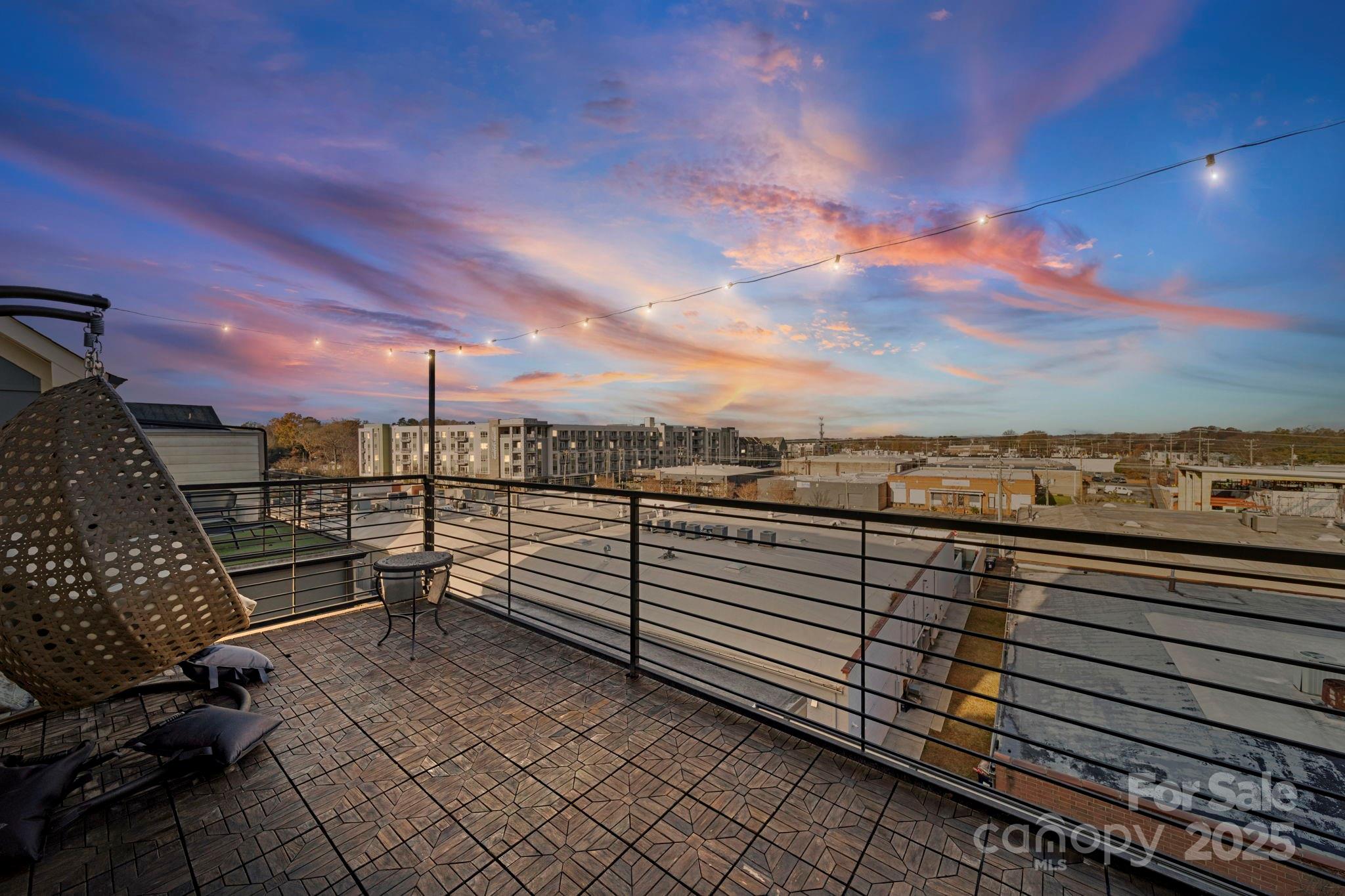 2813 Grand Union Way