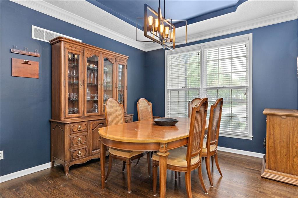 9407 W 124th Terrace