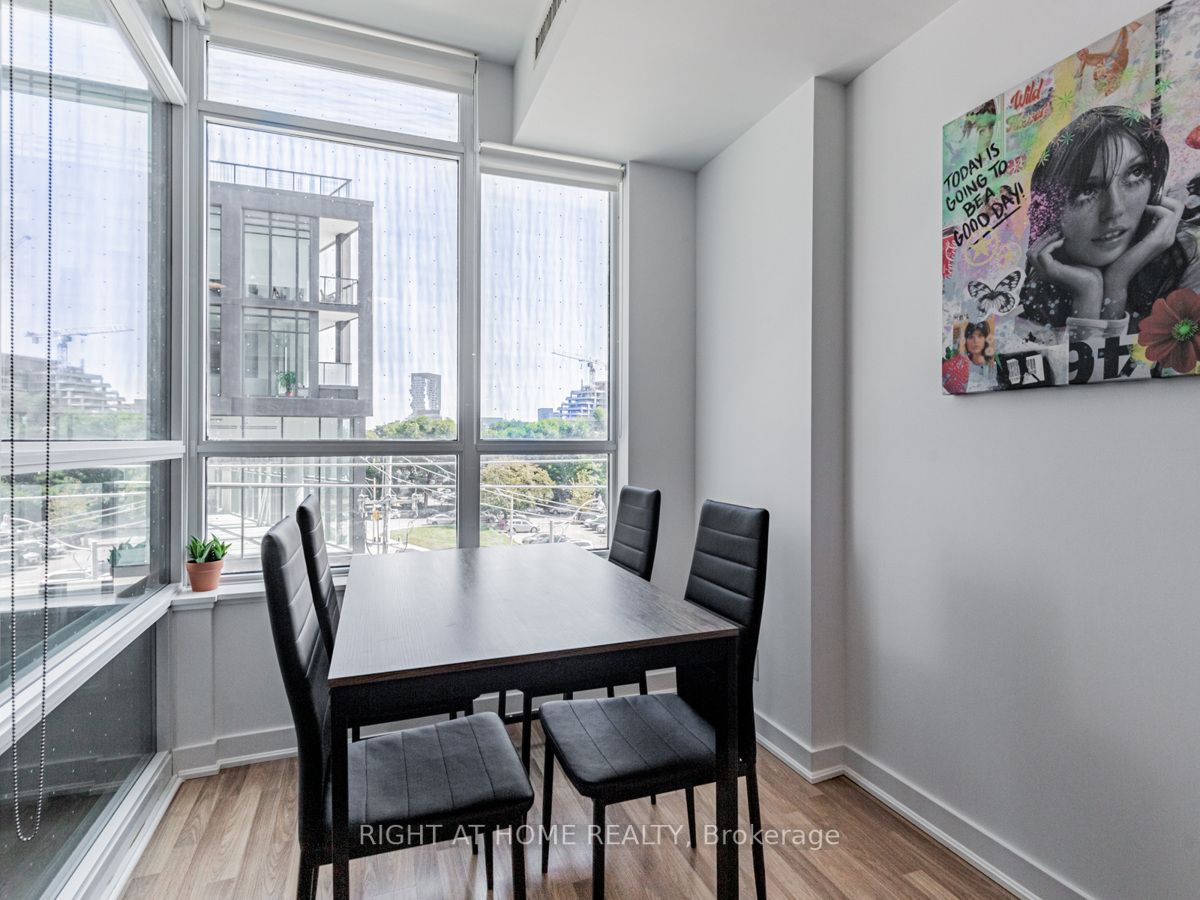 120 Parliament St 413