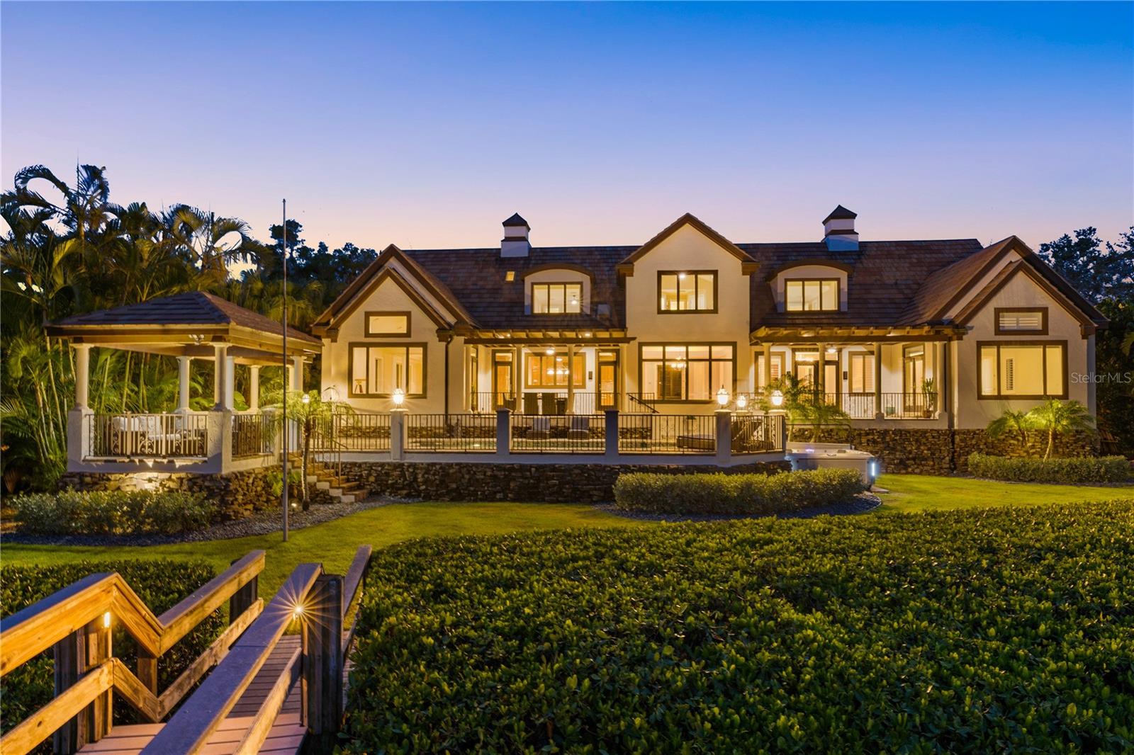 4315 Mangrove Place, Sarasota, FL