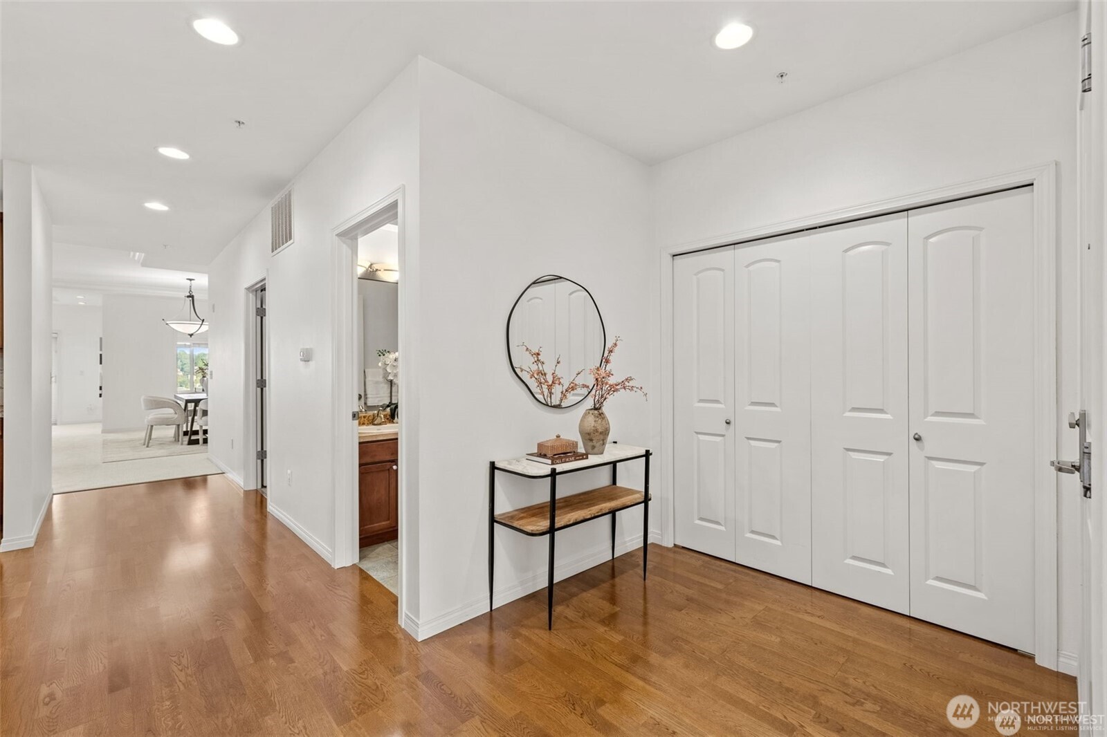 3112 SW Avalon Way 501