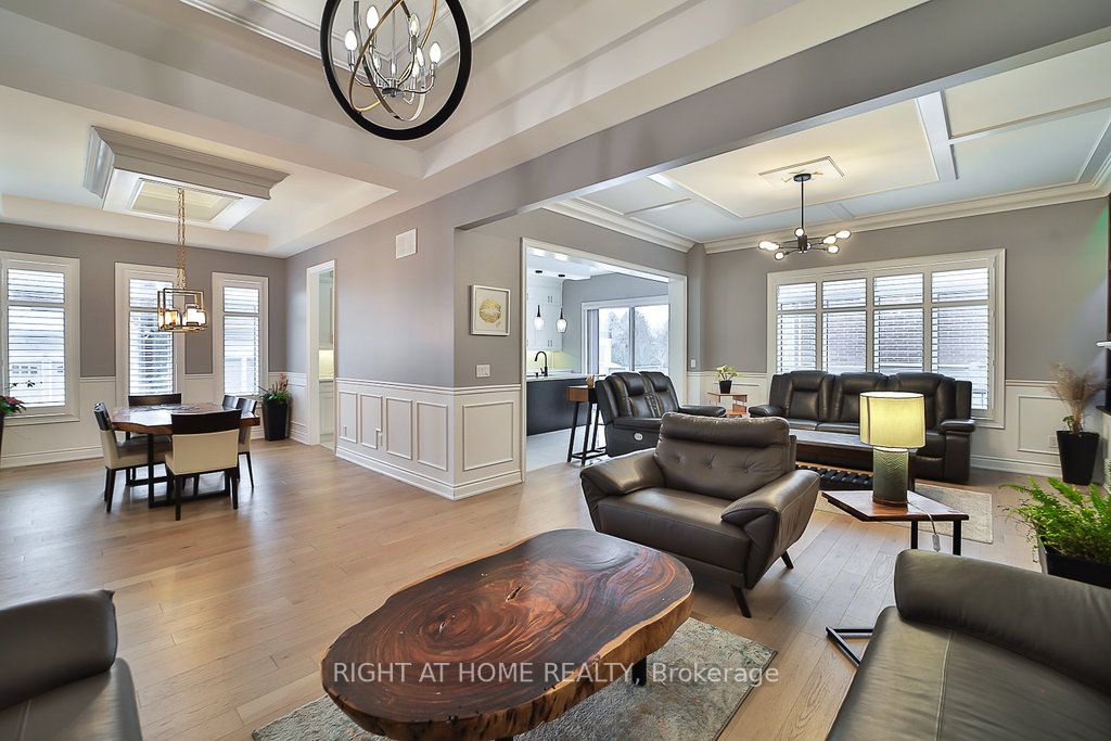 60 Maple Fields Circ