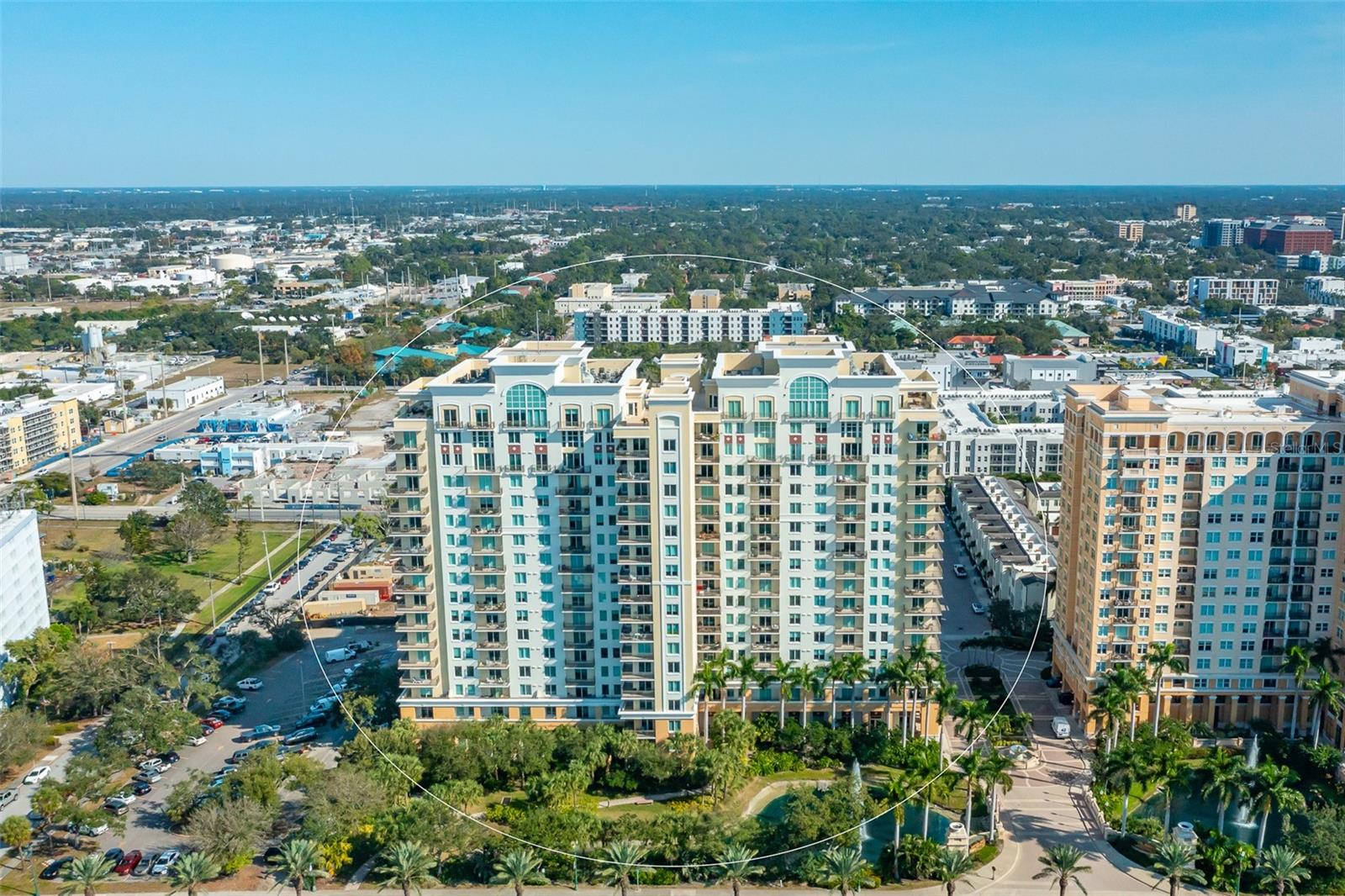 800 N Tamiami Trail 815