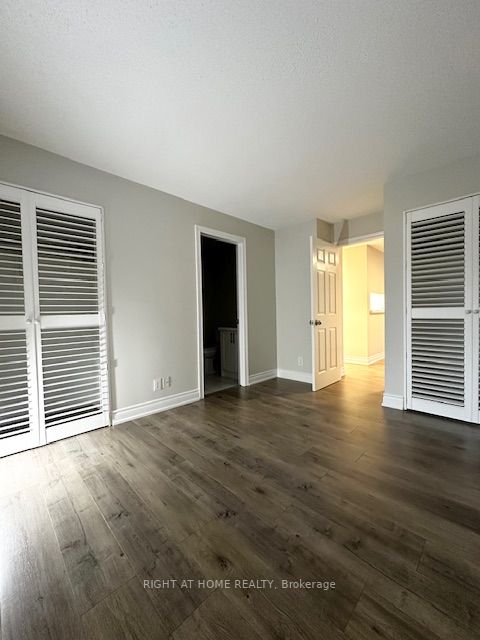 189 W Lake Driveway Dr 216