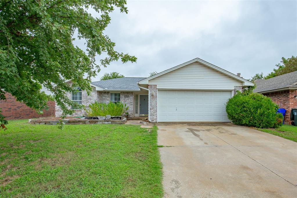 Discover your perfect home just minutes away from OU campus! This charming rental features 3 bedrooms and 2 bathrooms, ideal for students or families looking for convenience and comfort. Enjoy the fenced-in backyard, providing privacy and space for time well spent outside. You'll have easy access to campus amenities, dining, and entertainment options. Embrace the university town lifestyle with this cozy and well-situated Norman residence. Tenants responsible for utilities and lawn care. 1 year lease.