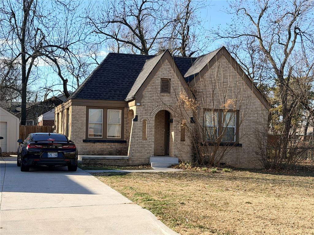 2717 N Drexel Boulevard