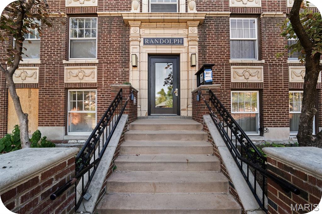 321 Belt Avenue 401