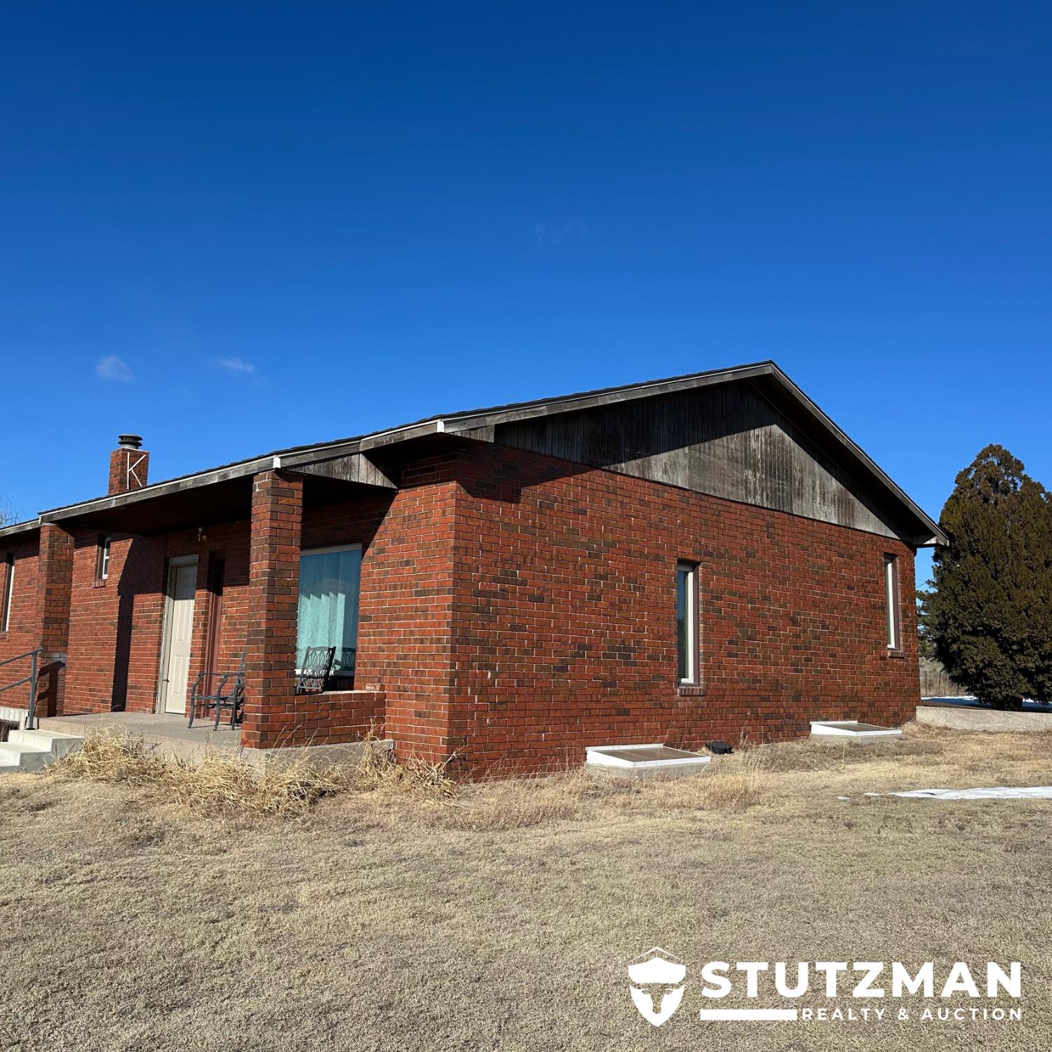 1047 Road H