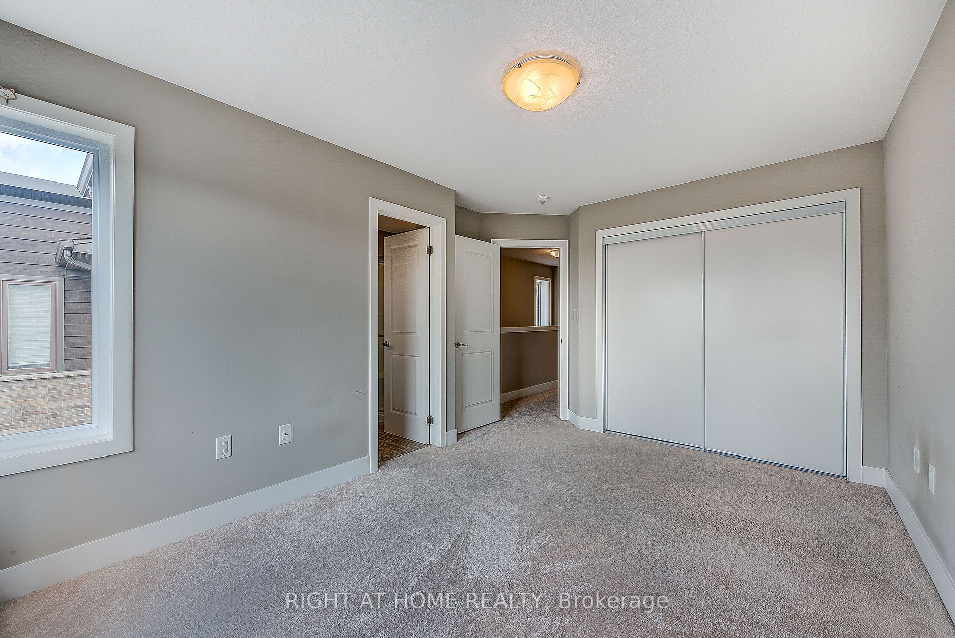 1960 E Dalmagarry Rd 202