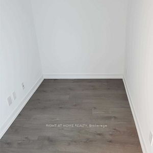 950 Portage Pkwy 501