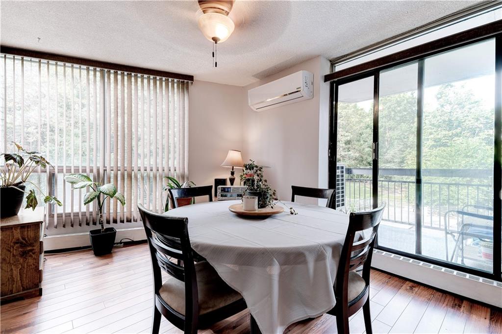 150 CHARLTON Avenue E 308