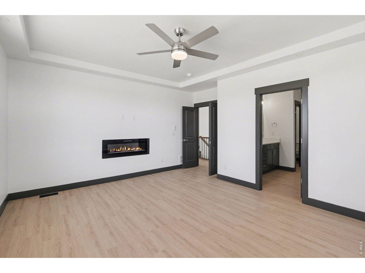 16505 Fairbanks Ct N