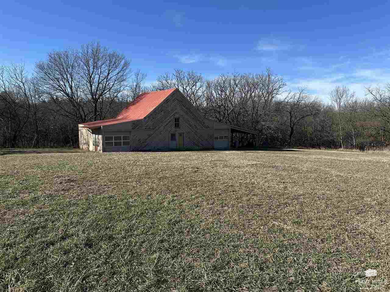 7100 Tuttle Creek Boulevard