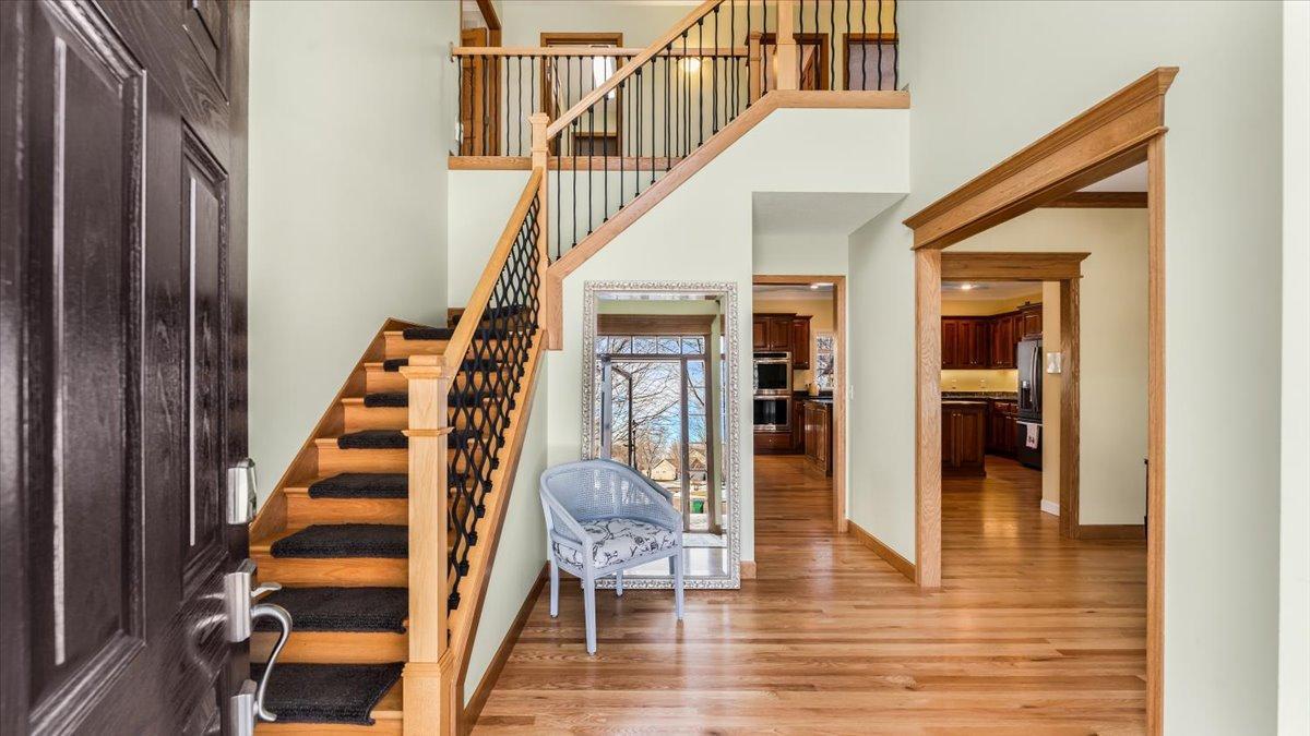 715 Falcon Court