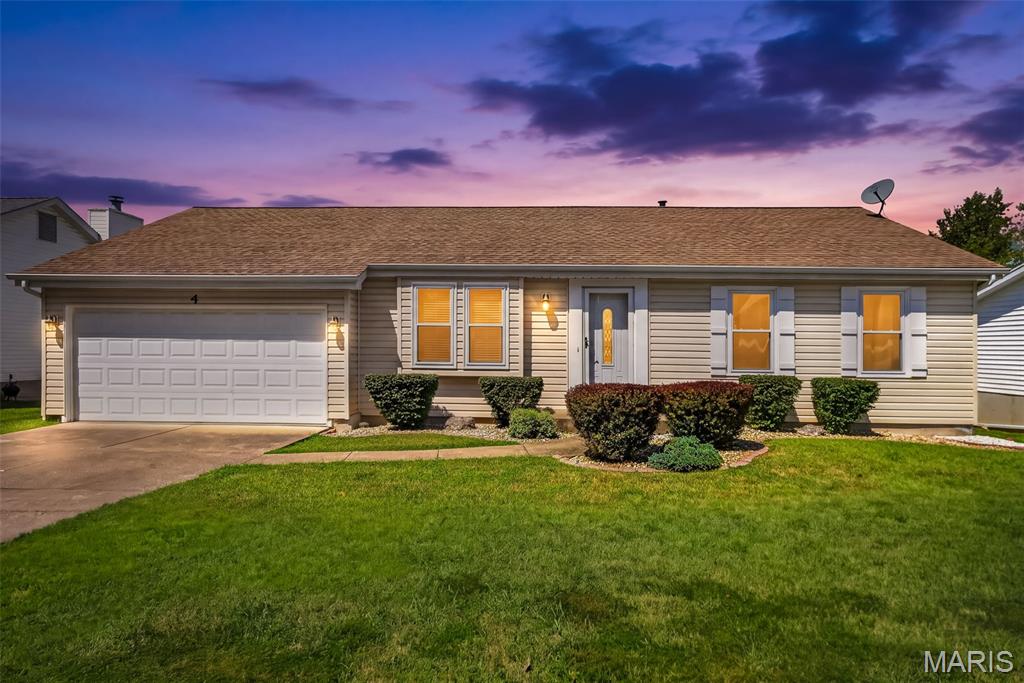 Schrader Farm Estates ranch with over 2000 sq feet of finished living space.  It starts when you pull up to the home - lovely manicured landscaping, vinyl siding and all on a culdesac lot.  You are welcomed into this home with a vaulted great room which opens to the kitchen area with breakfast bar, walk in pantry, oak cabinetry and a breakfast nook.  Family room with wood burning fireplace and built in bookcases will be the perfect place to unwind. Primary suite offers walk in closet, primary bath with dual sinks, tub and shower.  Two other additional bedrooms and full bath on the main level.  The lower level still offers more great living space with rec room, den, possible office or sleeping area with walk in closet. This home has all new vinyl windows in 2020, vinyl fencing in 2022.  A one year Guard VIP Home Protection Plan is being offered for piece of mind. This home has great bones and you can come in and make small personal touches to make it yours.