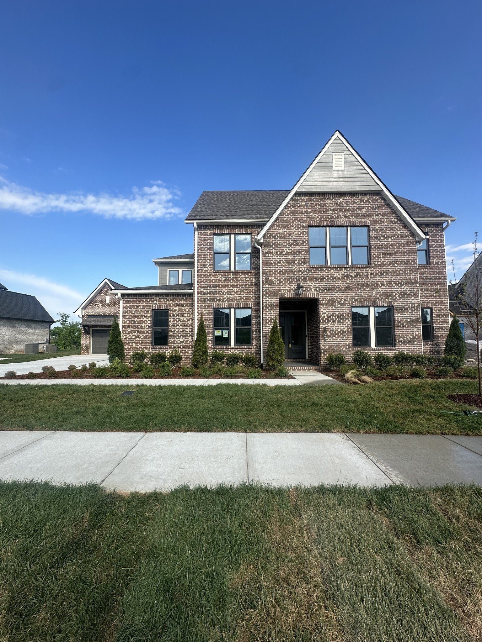 165 Manor Way
