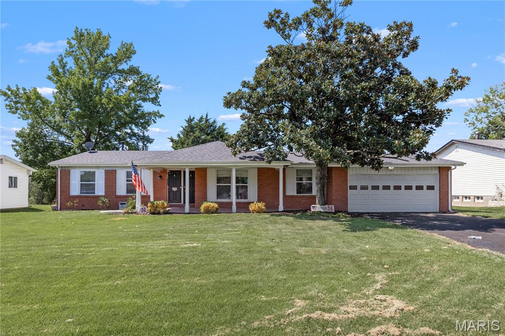1445 Orchard Lakes Drive