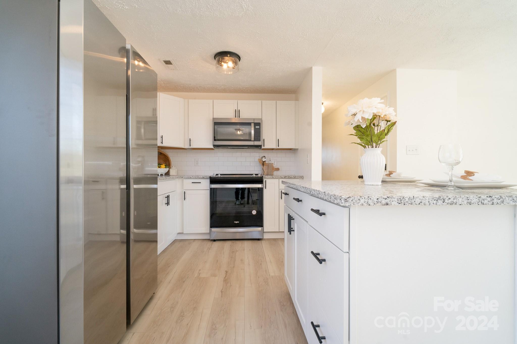 2594 Cedar Valley Drive