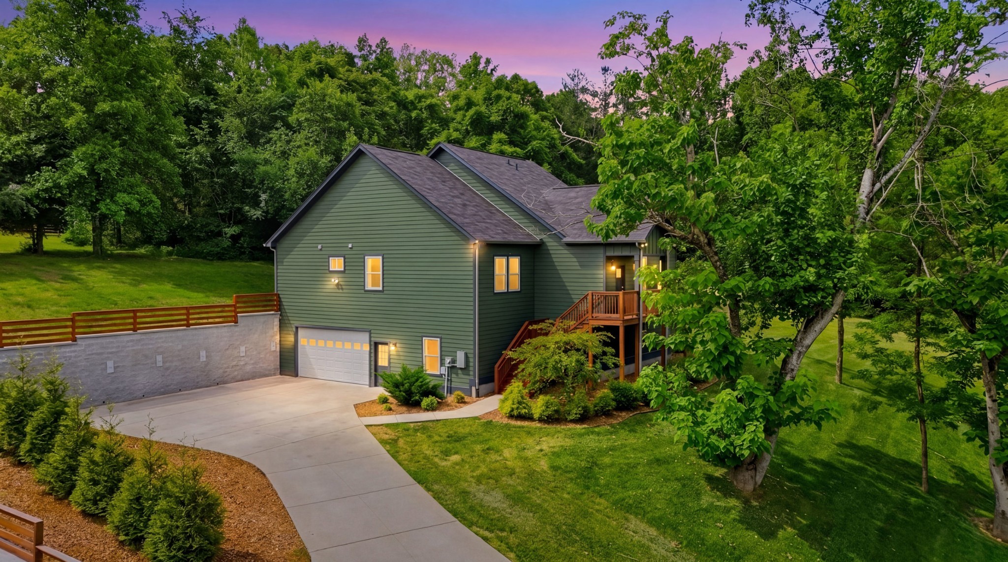 157 Lena Loop