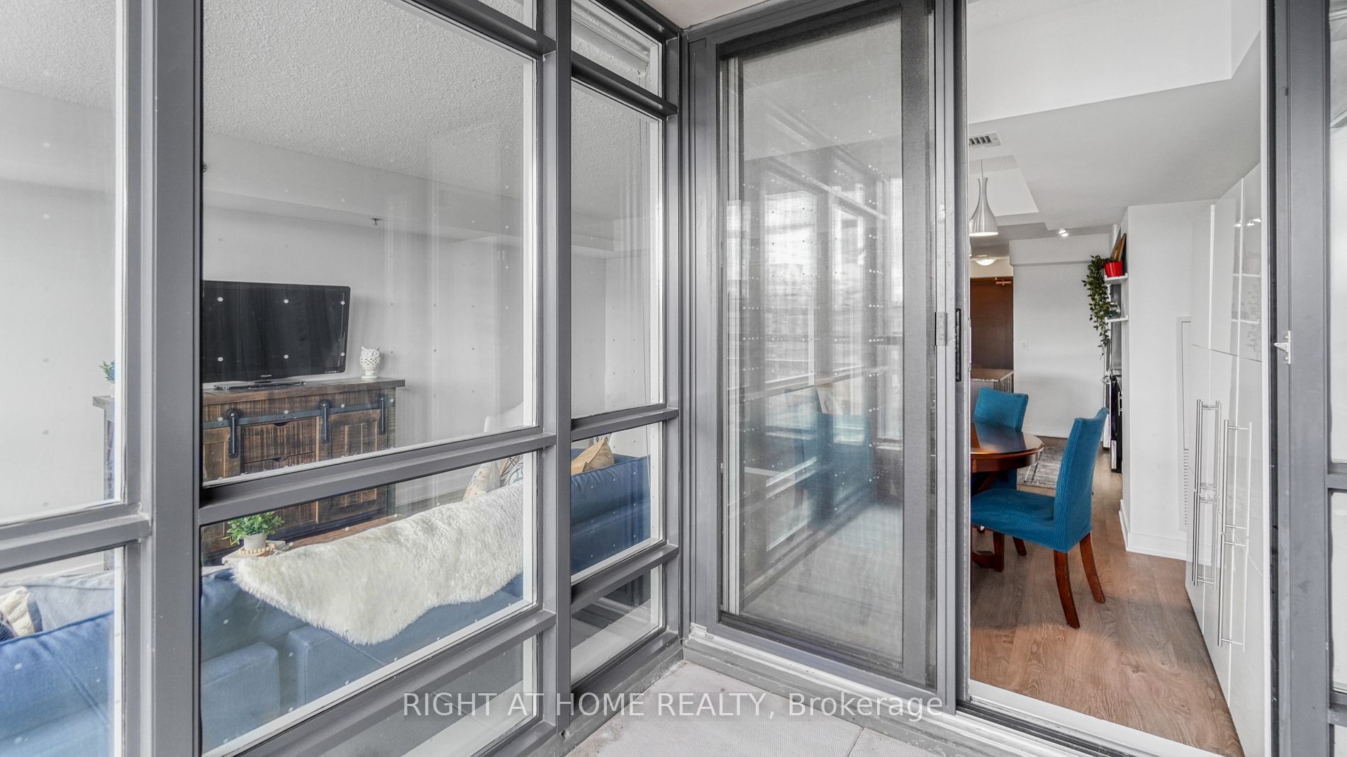 11 Superior Ave 207