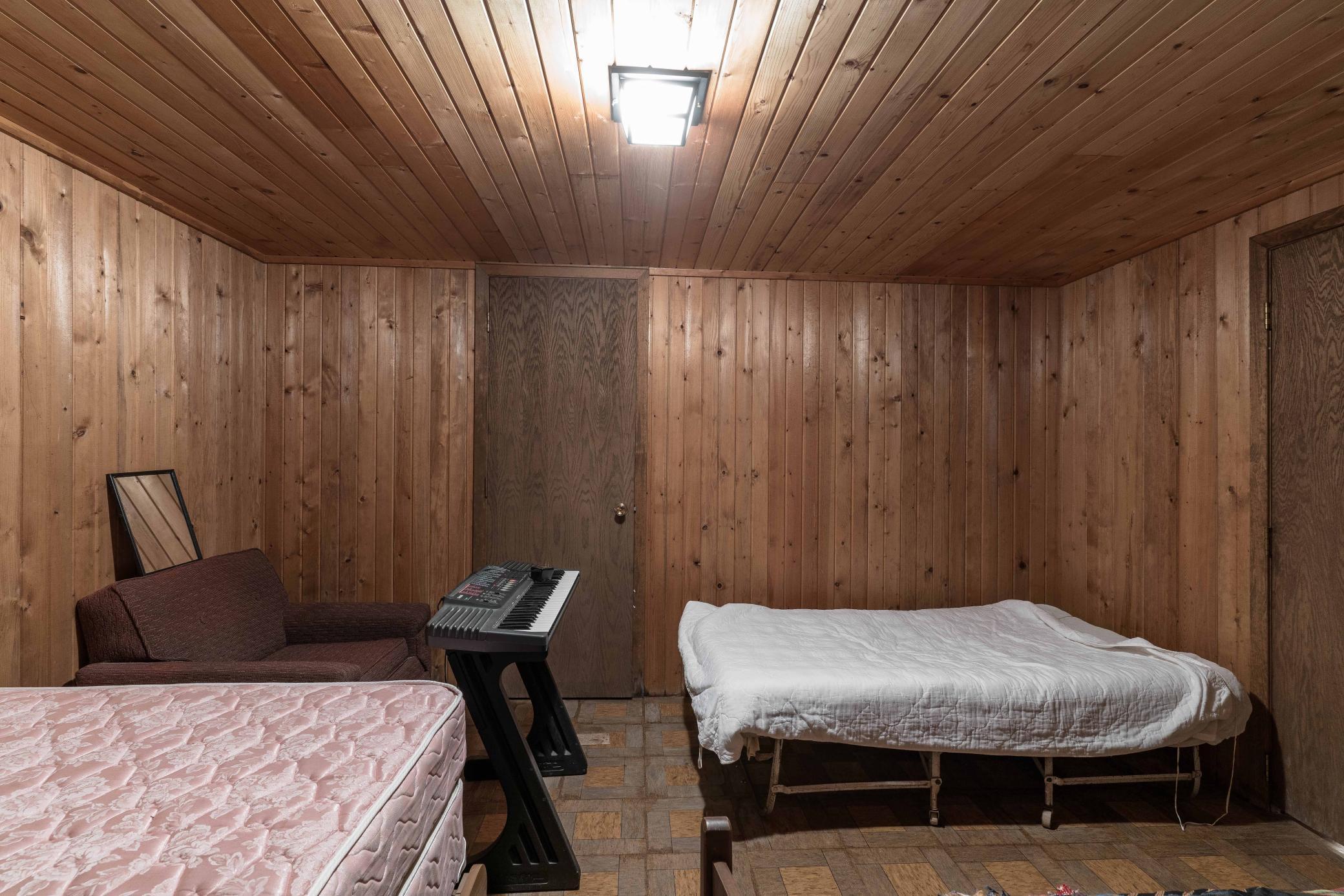 39060 Peninsula Lane