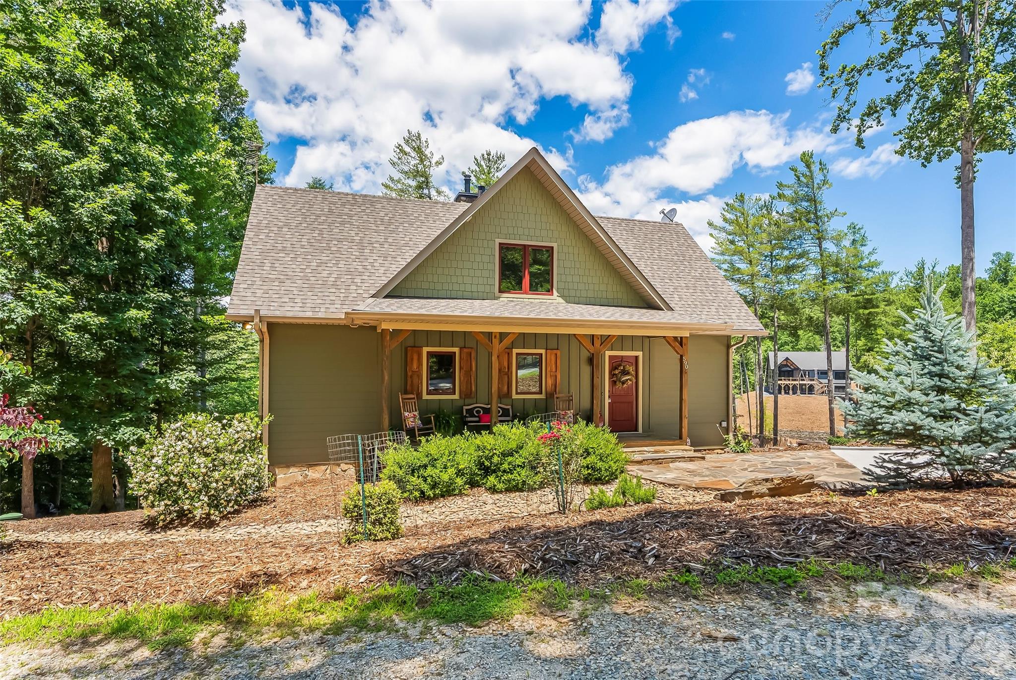 590 Larkhaven Drive