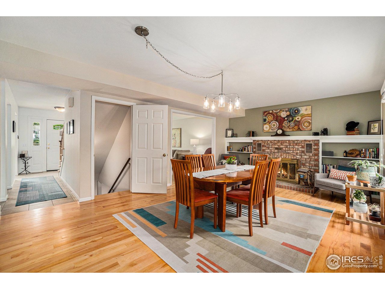 1119 Oakmont Ct