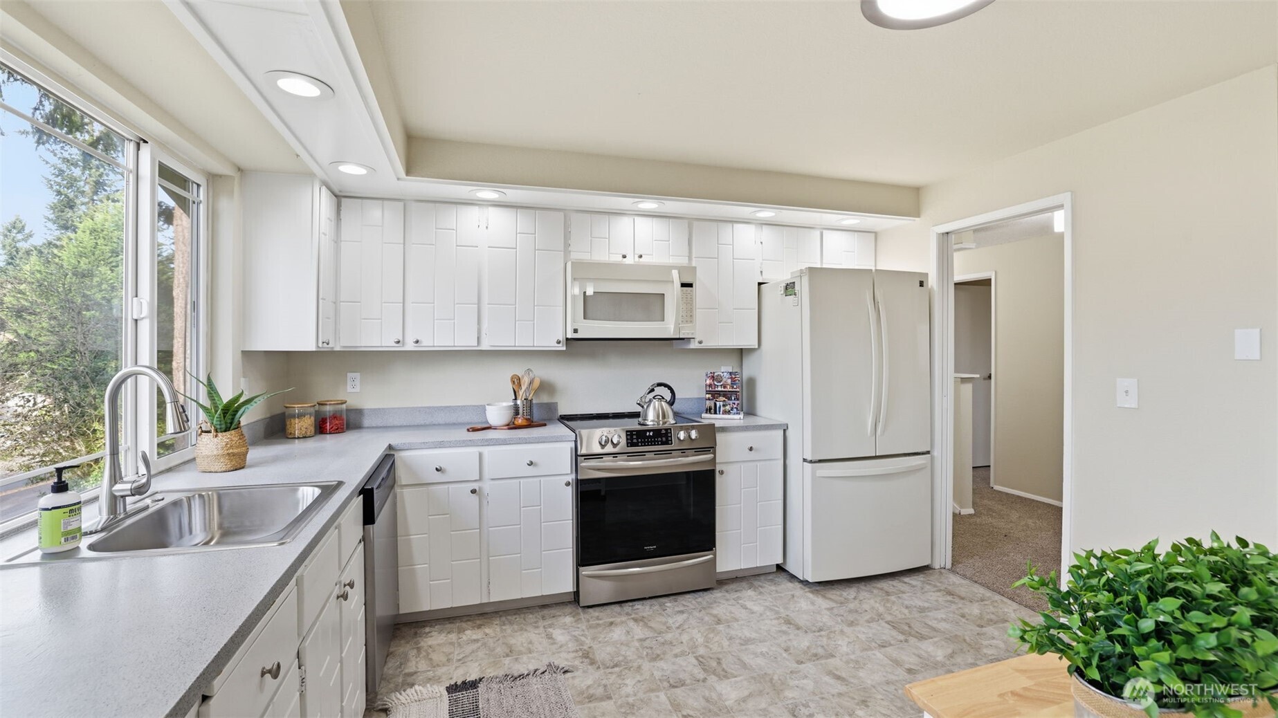 15667 SE Fairwood Boulevard