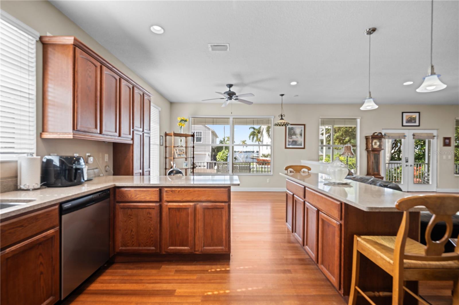 310 13th Avenue W