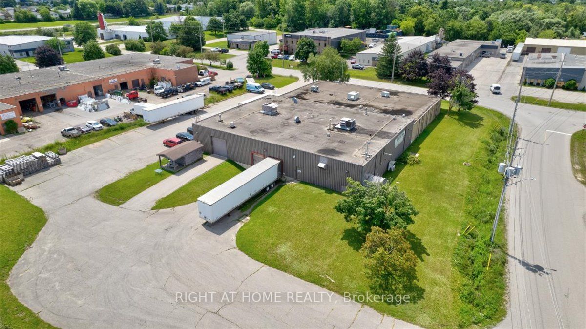 45 Cowansview Rd