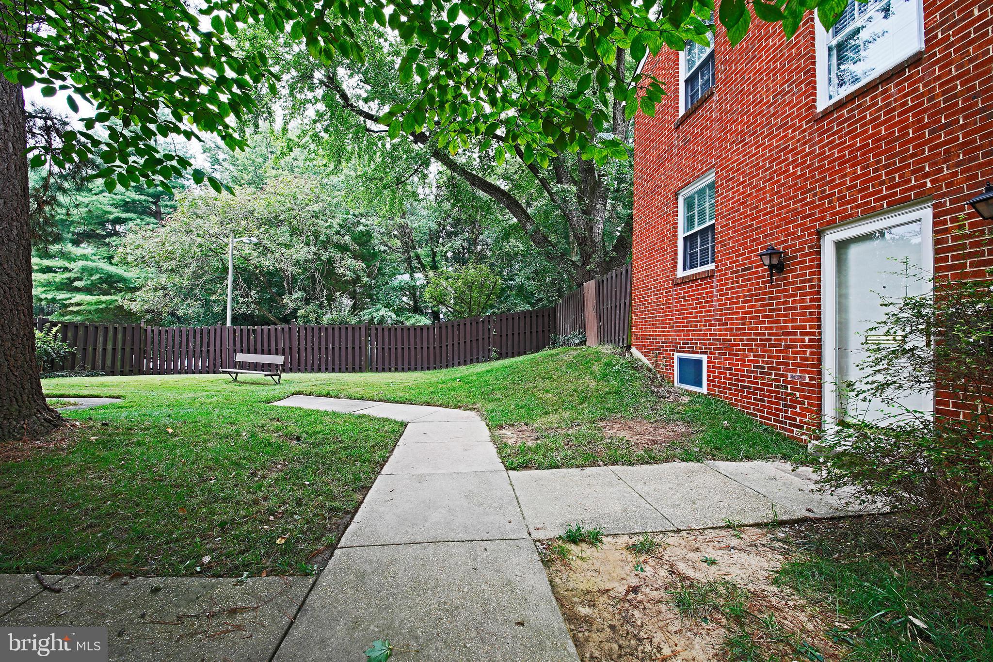 3334 Webley Court