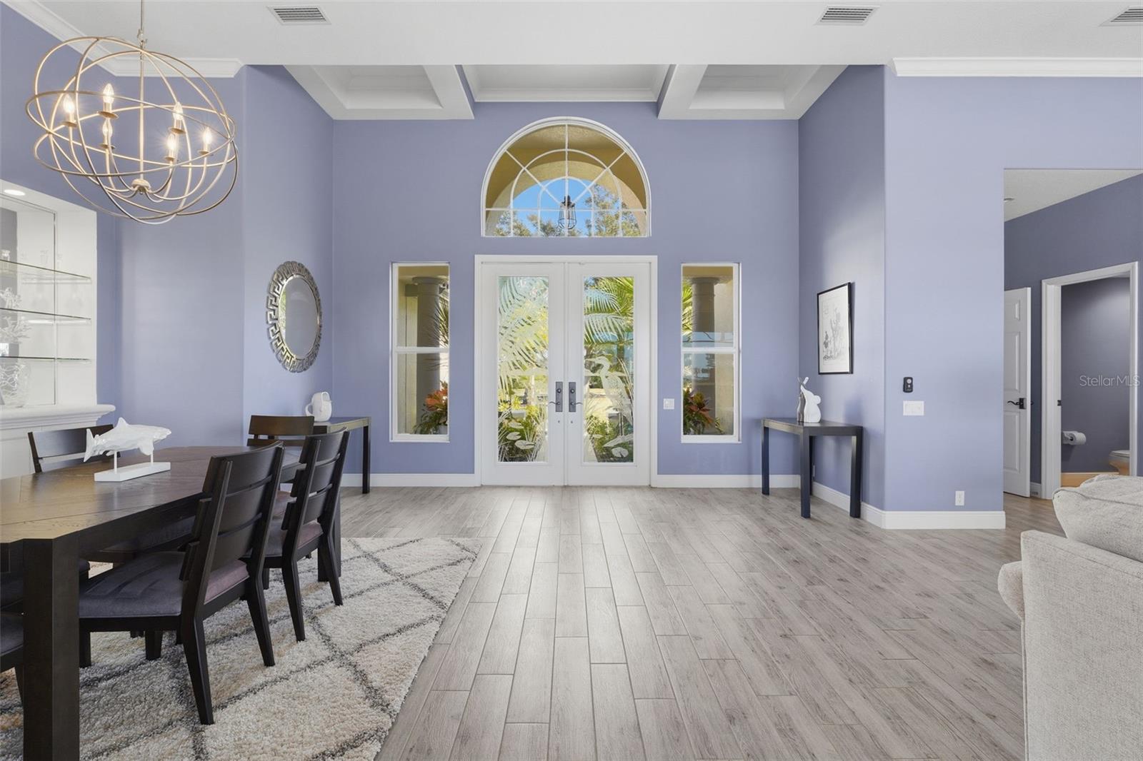 3121 Rivershore Lane