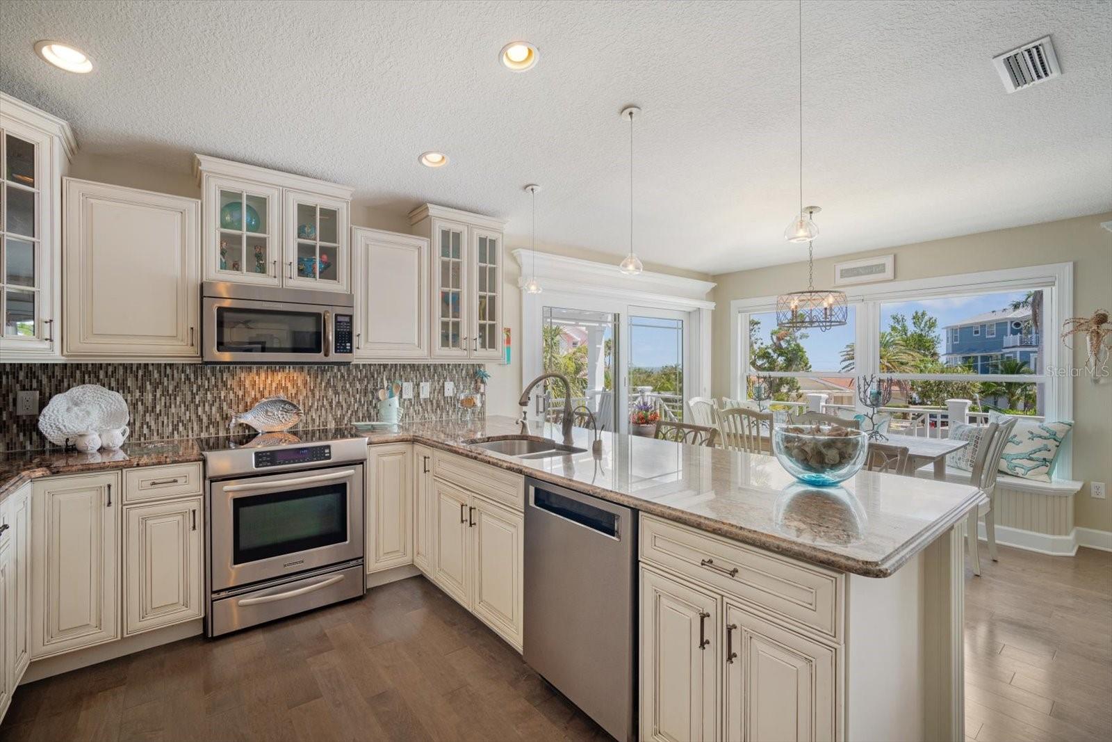 229 S Harbor Drive