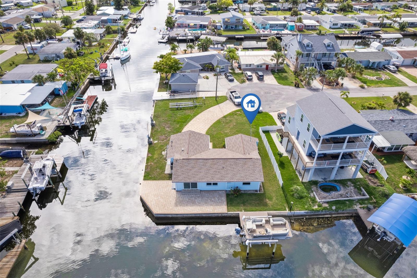 13437 Lisa Drive