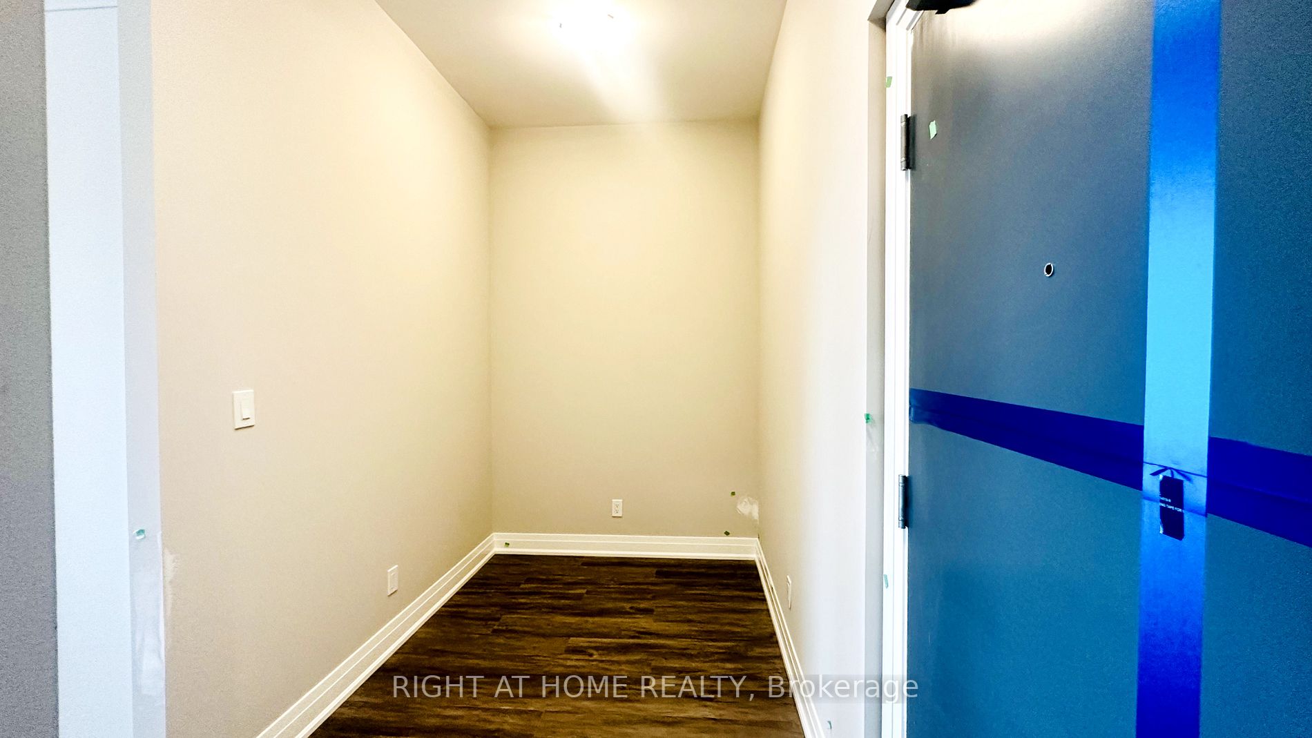 3265 W Carding Mill Tr