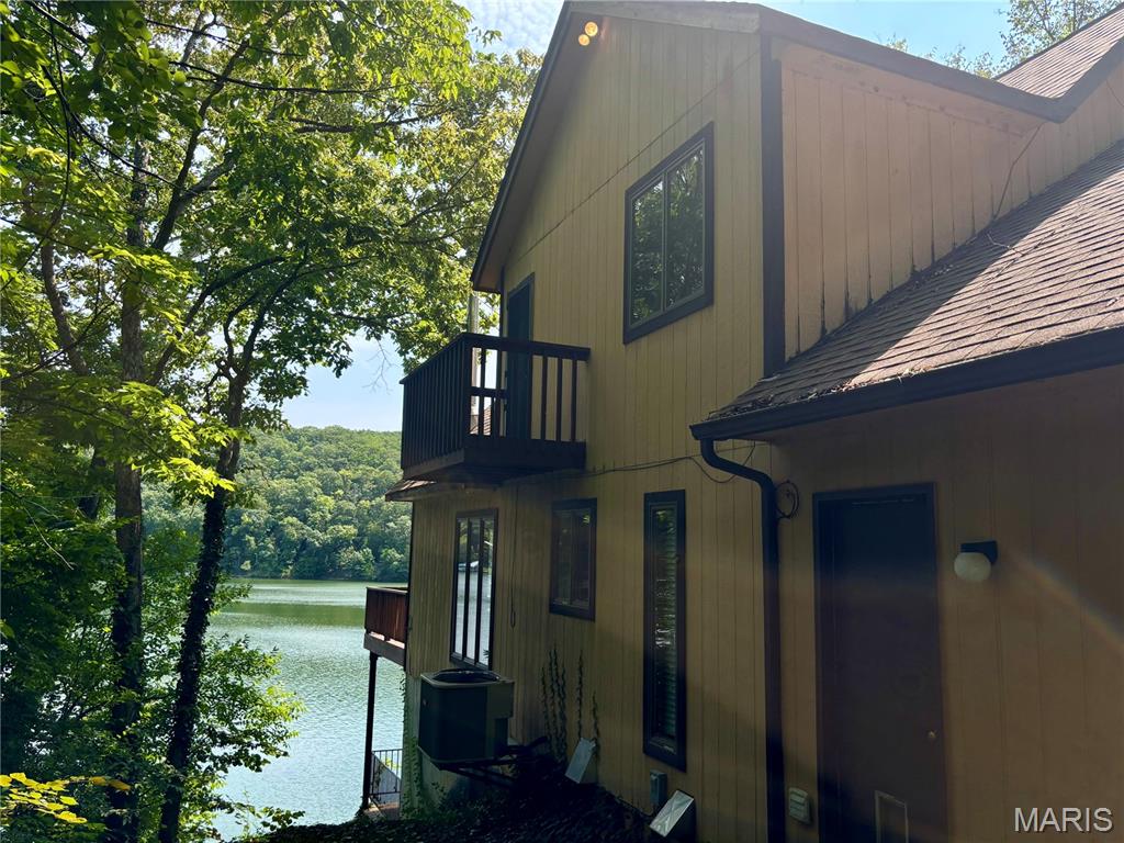 13 Cove Trail
