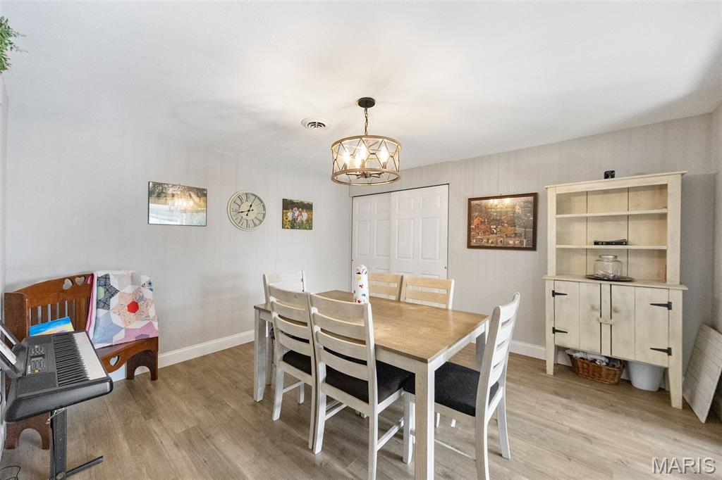 10179 Vine Road