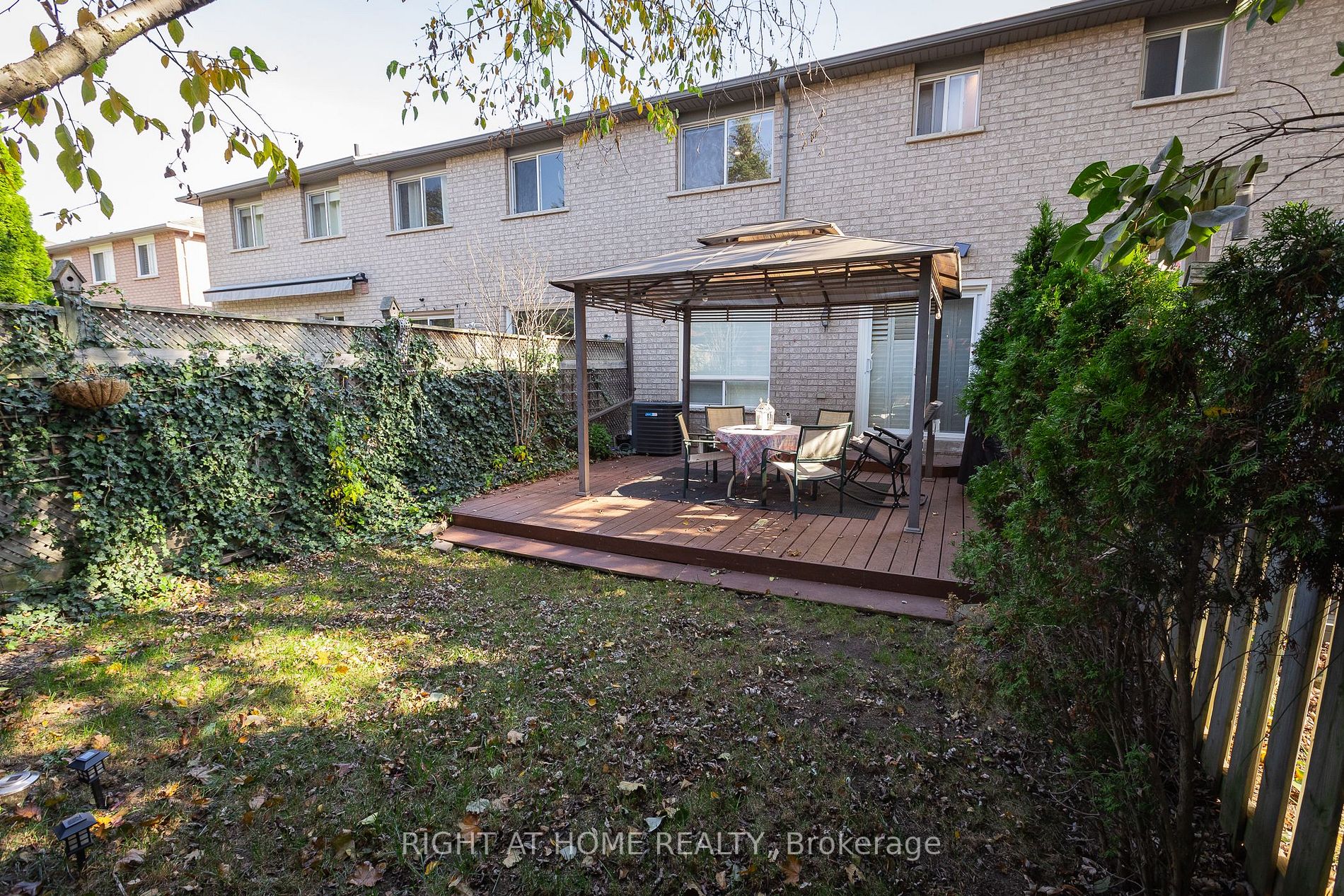 2077 Golden Orchard Tr