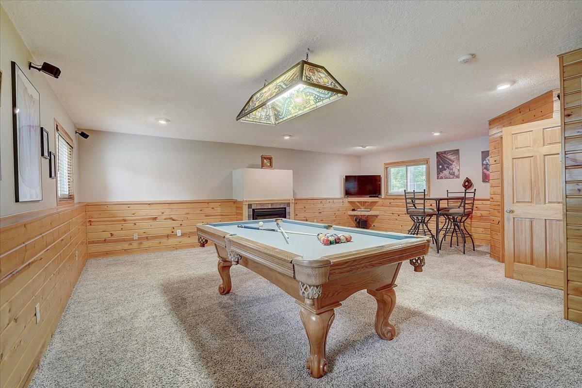 11211 Virginia Avenue N