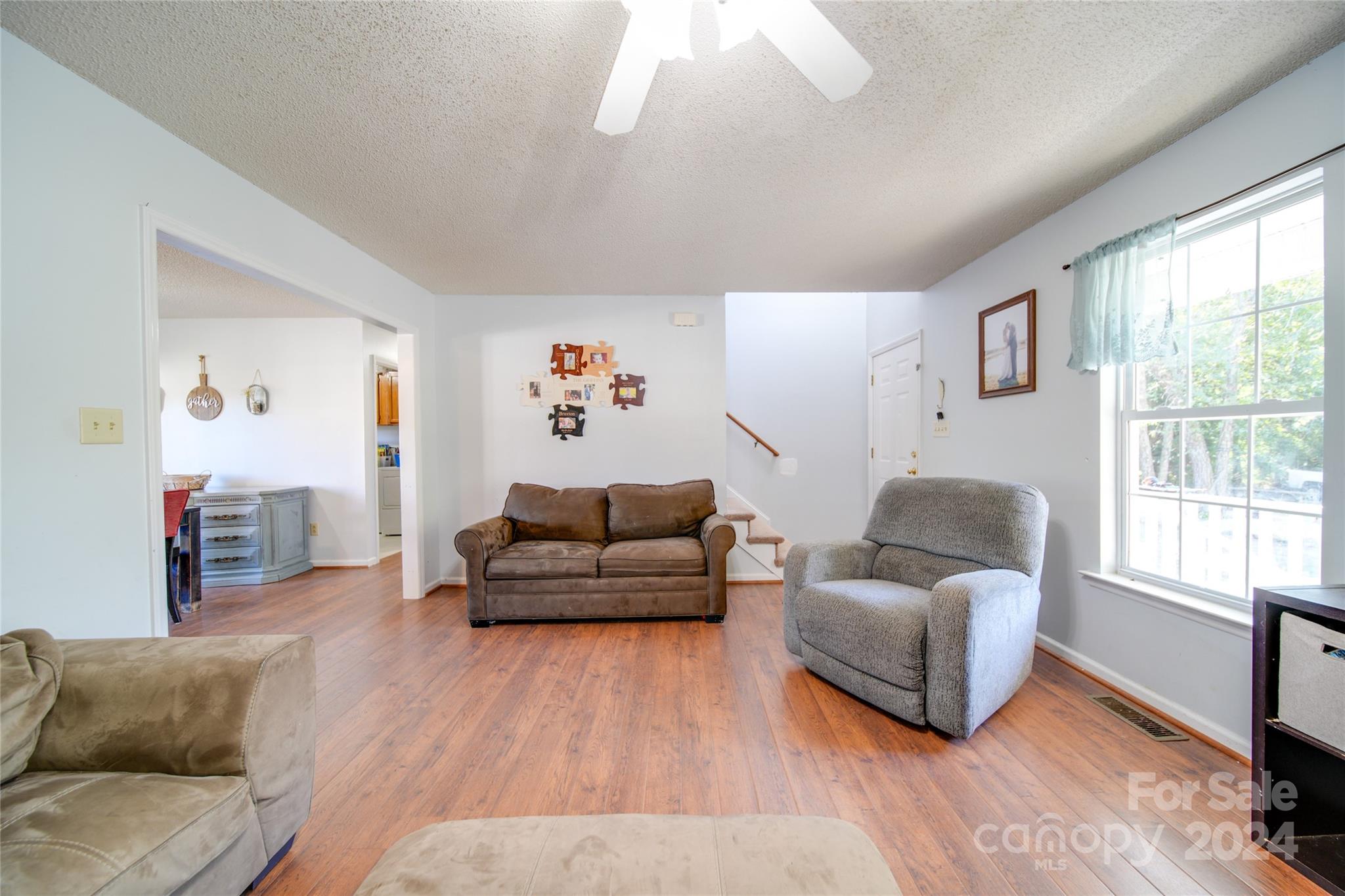 3518 Parkwood School Road
