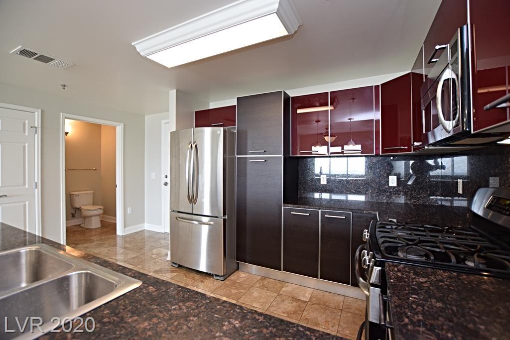 150 Las Vegas Boulevard 1104