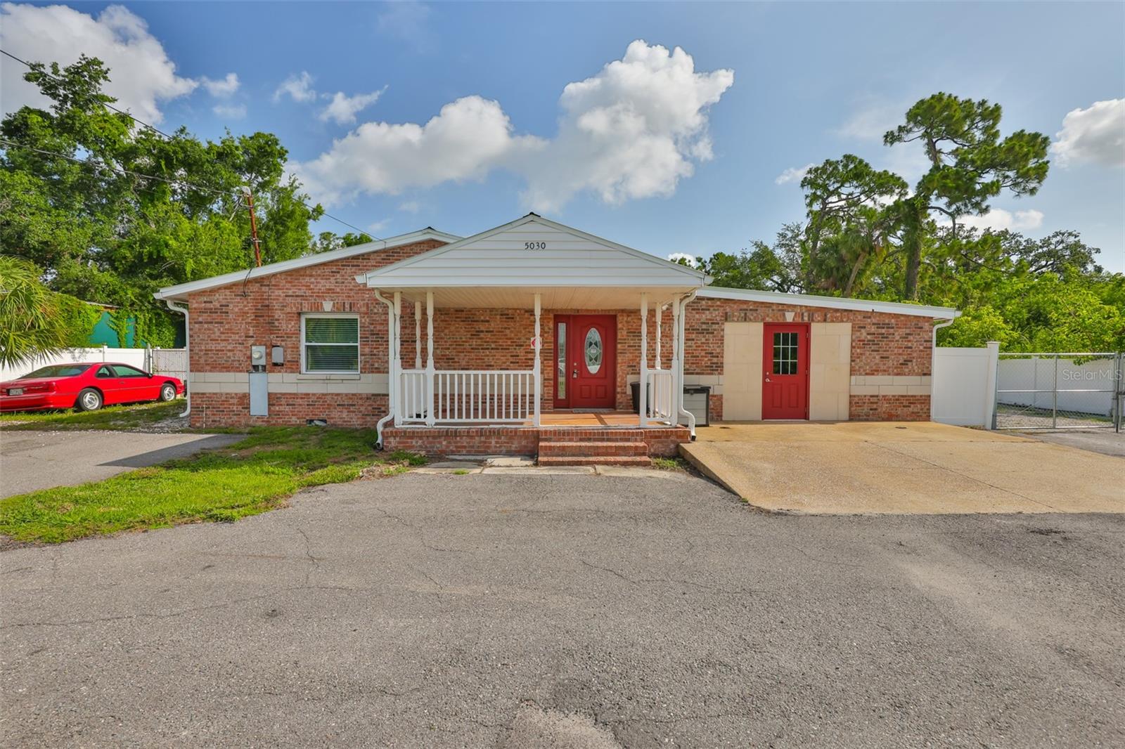 Under contract-accepting backup offers. Prime Commercial Opportunity Near Port SuttonThis versatile property is ideal for a wide range of manufacturing and industrial businesses. Perfectly positioned near Port Sutton, with quick access to US Hwy 41, I-75, and US 301, it offers both convenience and visibility.The building is in excellent condition, featuring seven offices, a break area, and three bathrooms under a durable metal roof. The 1,200 sq. ft. air-conditioned garage/shop boasts 12-foot ceilings and three oversized bay doors, making it perfect for equipment, vehicles, or production needs.Currently owner-occupied, the property will be delivered vacant prior to closing, ensuring a smooth transition for the new owner.